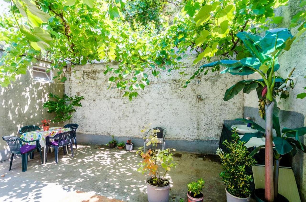 Guest House Mara Дубровник Екстериор снимка